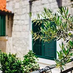 Luxury Apartament Laz